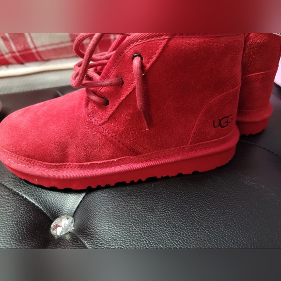 Ugg Plush For Kids - Size 4 - $40 - Picture 2 of 4